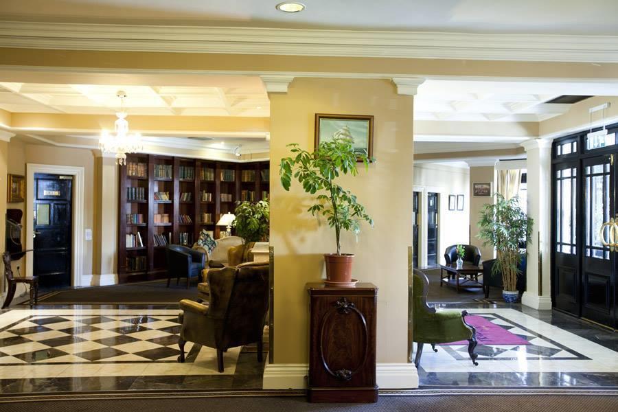 Tralee Central Hotel Esterno foto